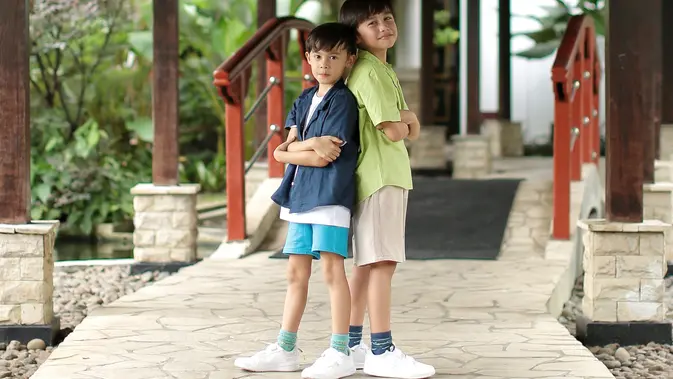 Persaingan Saudara:  Dampaknya pada Anak Kita