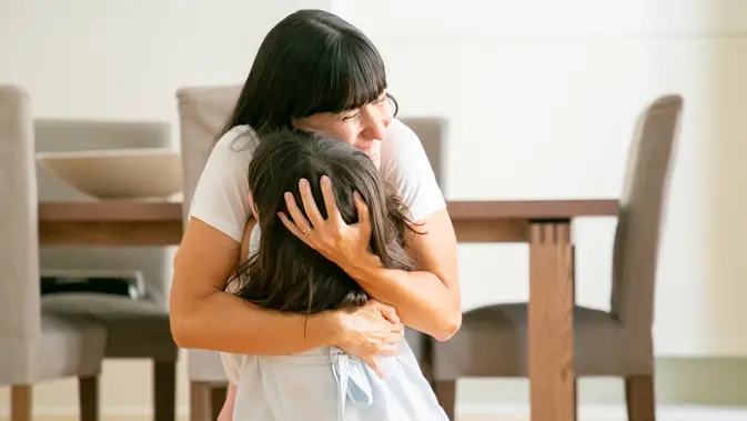 Waspada! Pola Asuh "Bersihkan Jalan" Bisa Rugikan Anak