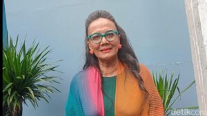 Syahrini di Cannes Dinyinyiri, Christine Hakim: Harusnya Bangga!