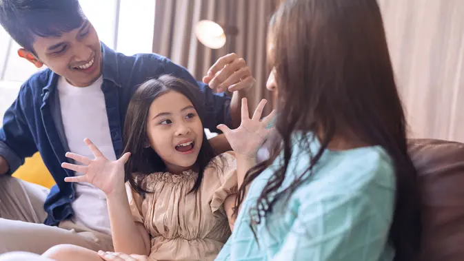 Anak Cerdas & Peduli: Rahasia Mendidik Generasi Emas!