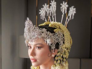 Alyssa Daguise: Kilau Berlian di Hari Bahagia!