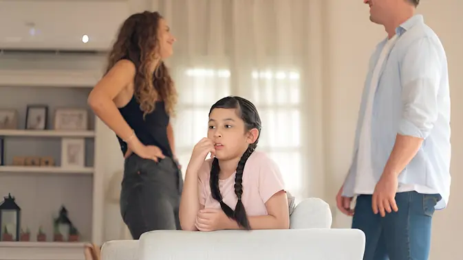 Anak Tanpa Kehangatan: Waspada Pola Asuh yang Membahayakan