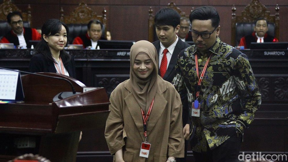 Lesti Kejora dan Sammy Simorangkir Bikin MK Bergoyang!