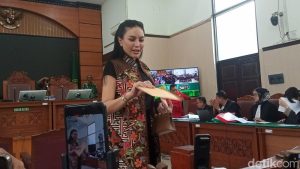 Nikita Mirzani: KPK Kantongi Bukti Suap Jaksa & Hakim?