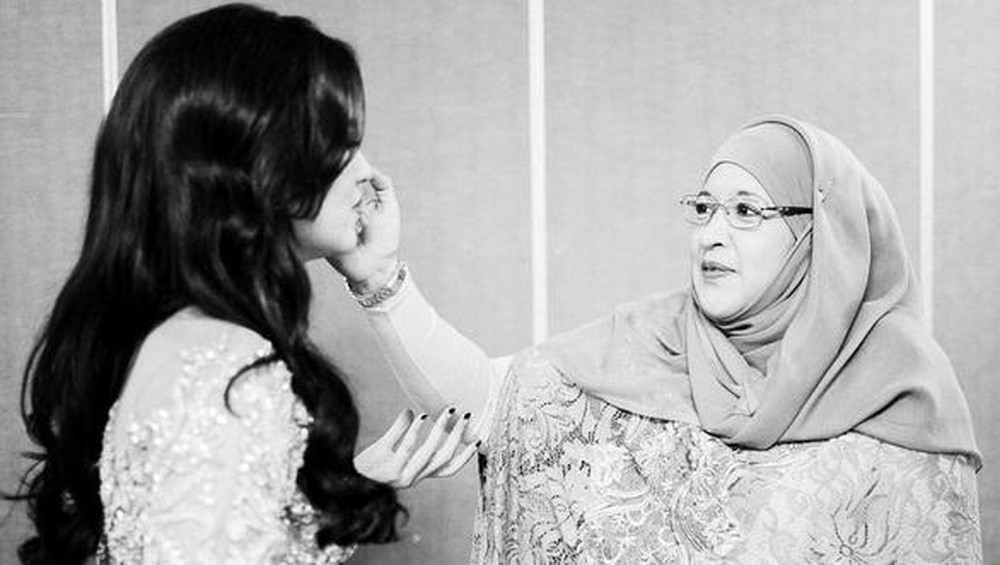 Ibunda Raisa: Kisah Pilu Lawan Kanker Hingga Akhir Hayat