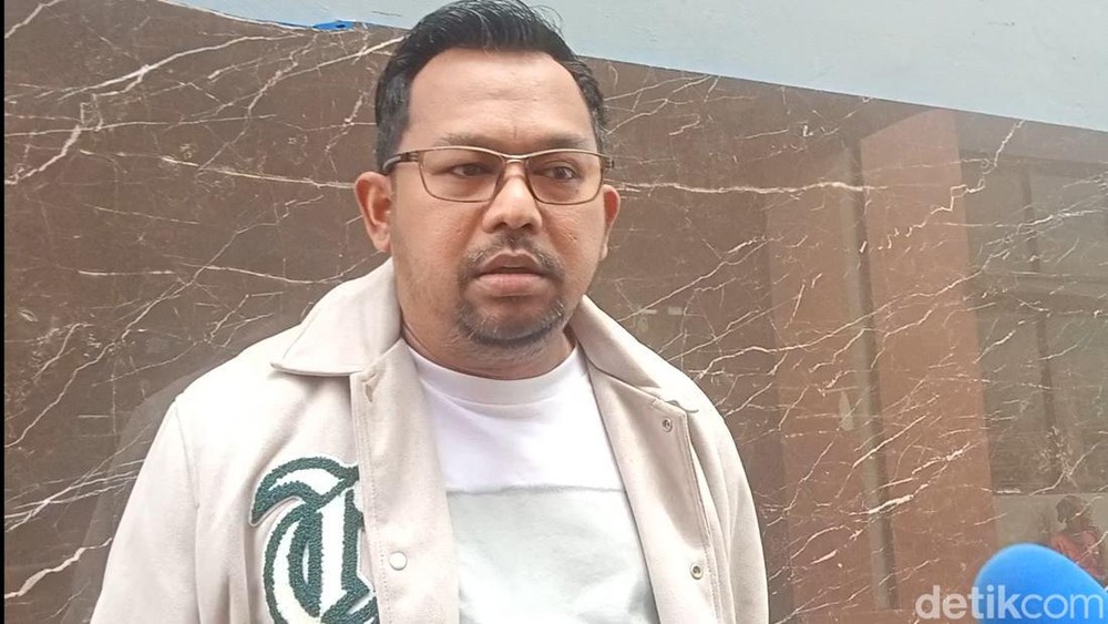 Bedu Resmi Menduda! Hak Talak Dikabulkan, Irma Absen Sidang