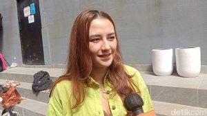 Dahlia Poland & Fandy: Cerai Rasa Sahabat?