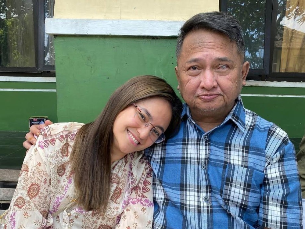 Marshanda Berduka: "Papa, Aku Akan Mencintaimu Selamanya"