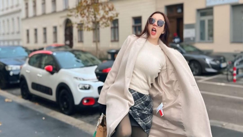 Aura Kasih Liburan Mewah, Hati Teriris Isu RK!