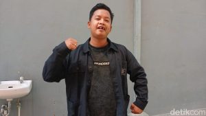 Kisah Pilu Komika Dustin Tiffani: Mobil Impian Raib Ditarik!