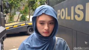 Inara Rusli Terpukul Hujatan, Nikah Siri Buntu Total!