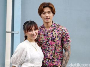 Lee Jeong Hoon: Moa Segalanya! Tak Bisa Bernapas Tanpa Istri?