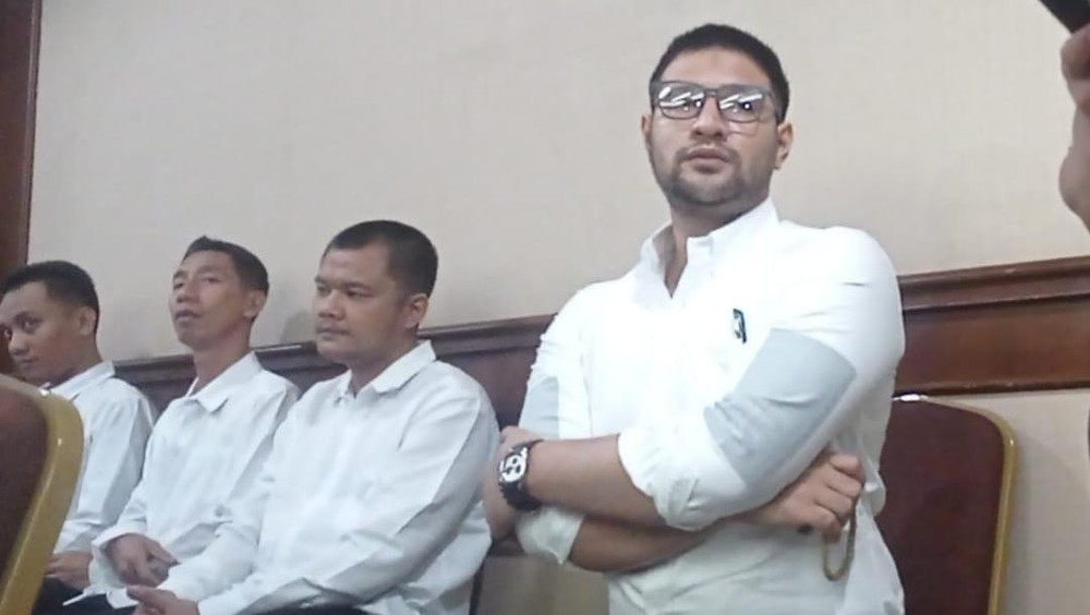 Ammar Zoni Tertawa Dengar Saksi Ungkap Bisnis Narkoba di Bui!