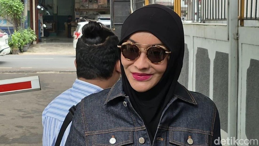 Richard Lee Gigit Jari? Dokter Detektif Yakin Menang!