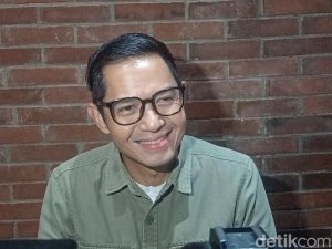 Dude Harlino Blak-blakan Soal THR: Siapkan Amplop Tebal?