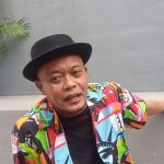 Sule Kepergok Ngonten di Rumah Duka, Banjir Hujatan!