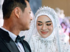 Skandal Video Panas Jadi Alasan Clara Shinta Gugat Cerai?!