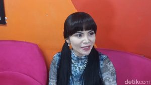Dinar Candy: Dari DJ Seksi Kini Juragan Tongkang Miliaran!