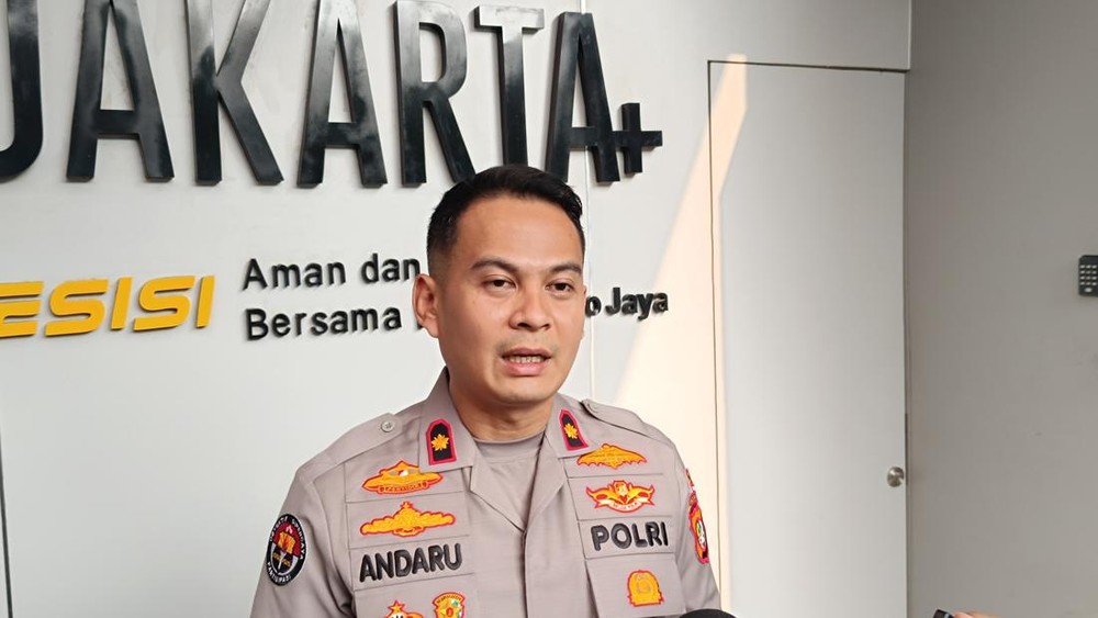 5 Seleb Top Hadapi Panggilan Polisi, Skandal Umrah Hanania Memanas!