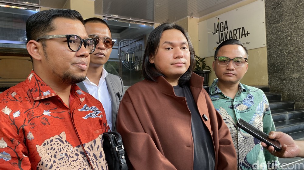 Terjebak Skandal Hanania Travel, Keanu: Aku Juga Korban!