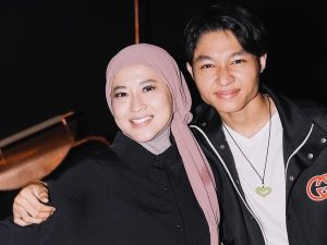 Okie Agustina Sentil Kiesha: Jangan Flexing, Jaga Nama!