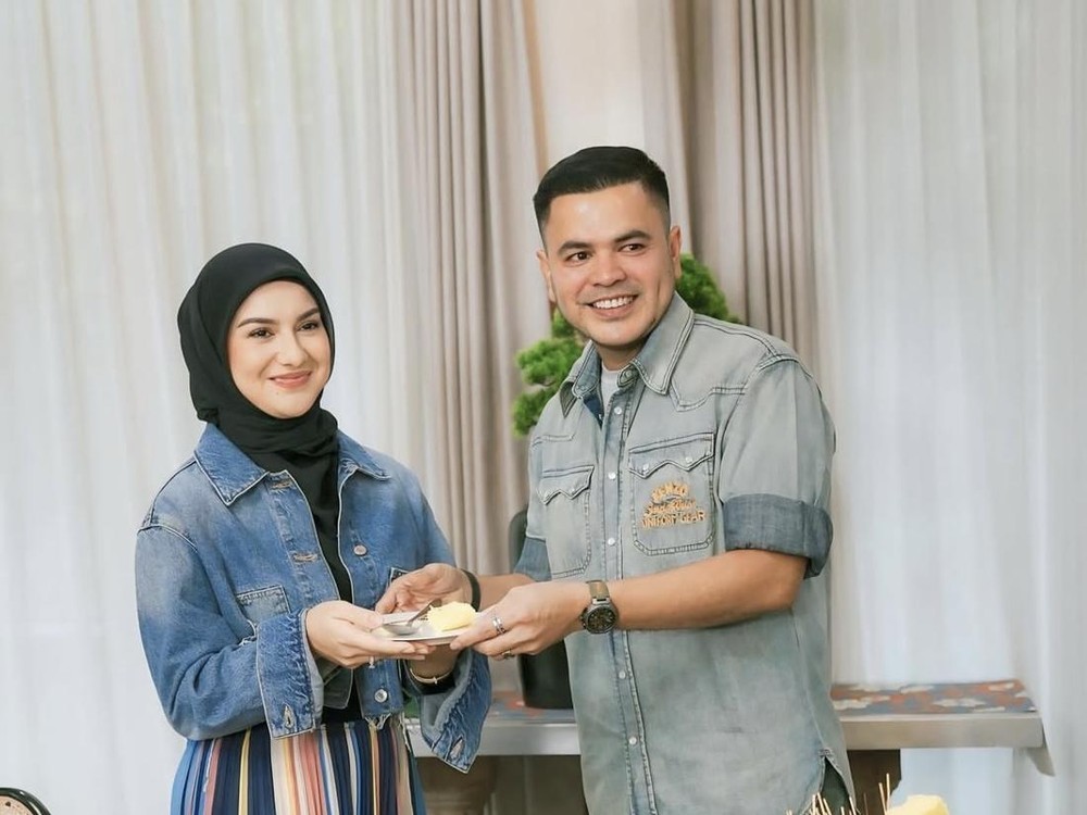 Cinta Tak Terpisahkan! Irish Bella & Haldy Sabri Lengket Bak Perangko!