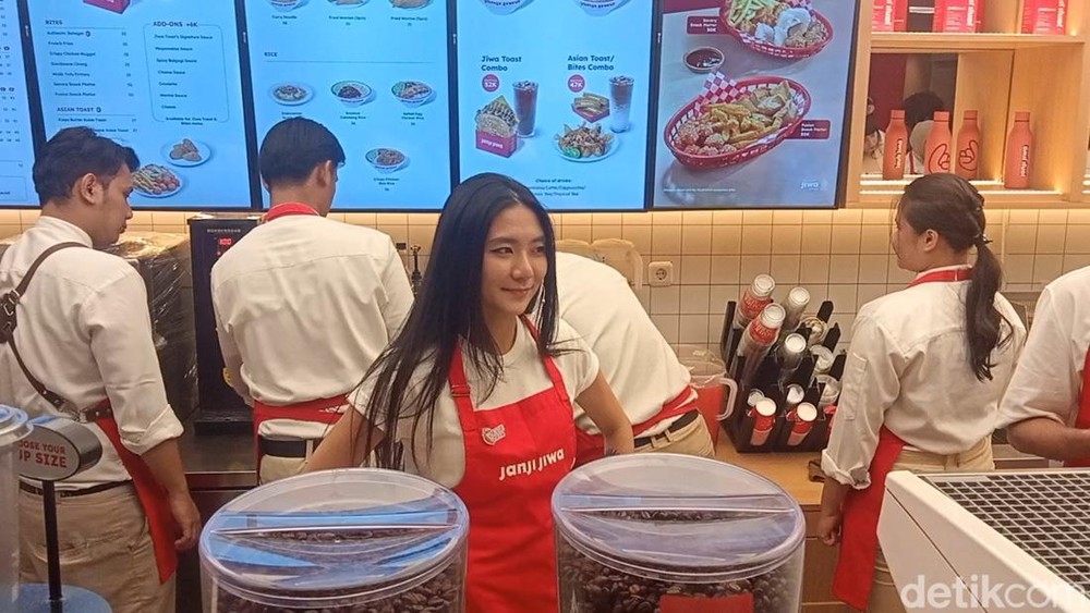 Rachel Cia: Adrenalin Kunci Jiwa Petualang & Kreatifnya!