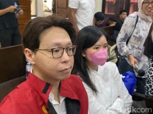 Richard Lee Meradang: Dakwaan JPU Salah Alamat?