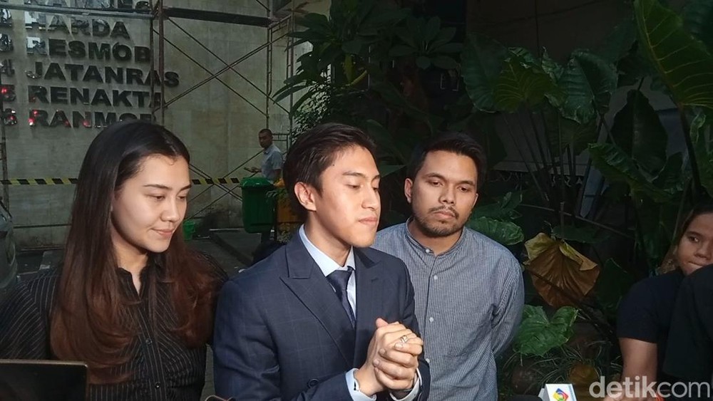 Terkuak! Drama Umrah Thariq-Aaliyah, Siapa Dalang Sebenarnya?