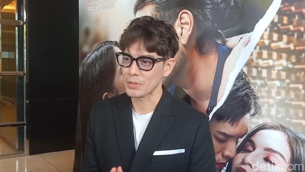 Tangis Anthony Xie Pecah Kehilangan Sosok Ayah