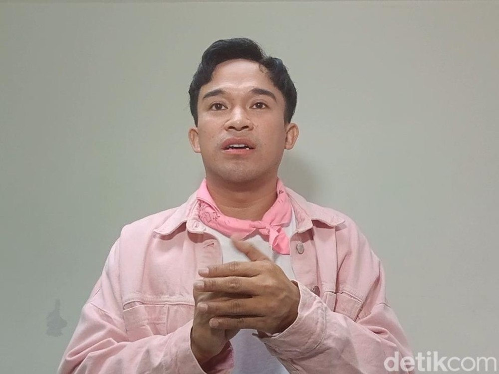 Terungkap Cara Anwar BAB Lawan Perut Buncit