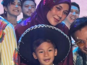 Kiano Lulus Baim Paula Duduk Berdampingan