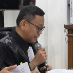 Tangis Pengacara Nikita Mirzani Pecah di Sidang