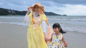 Putri Ria Ricis Berani Hadapi Laut Lepas