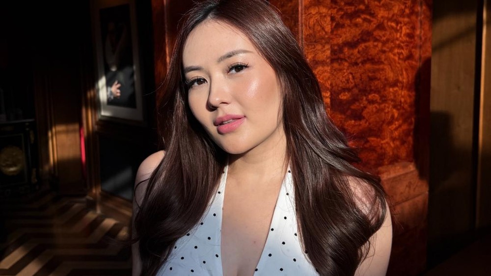 Sarah Gibson Buang Bunga Tolak Diska Tegas