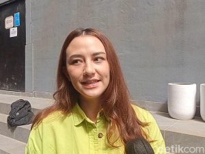 Terungkap Pria Sunda Taklukkan Hati Dahlia Poland