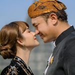 Istri Lulus 18 Tahun Gilang Dirga Ikut Kuliah Ini Kisahnya