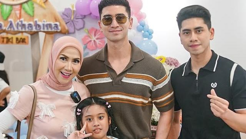 Venna Melinda Kapok Cinta Pilih Anak Ini Alasannya