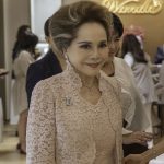 Ratna Sari Dewi Bikin Geger Hadiri Acara Ini