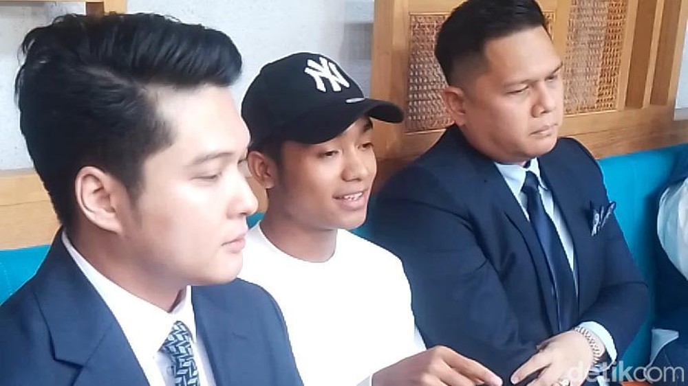 Betrand Peto Dituduh Pelecehan Polisi Bertindak