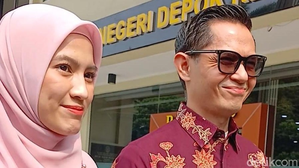 Pasangan Artis Kondang Jadi Saksi Penting