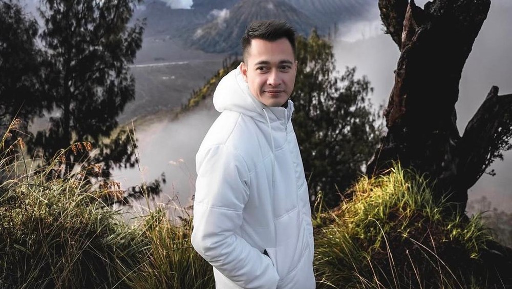 Eza Gionino Ungkap Kisah Pilu Persahabatan