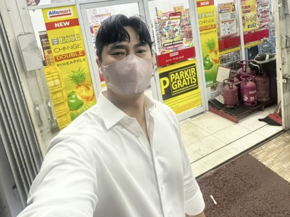 Jevier Justin Banting Setir Jadi Raja Telur