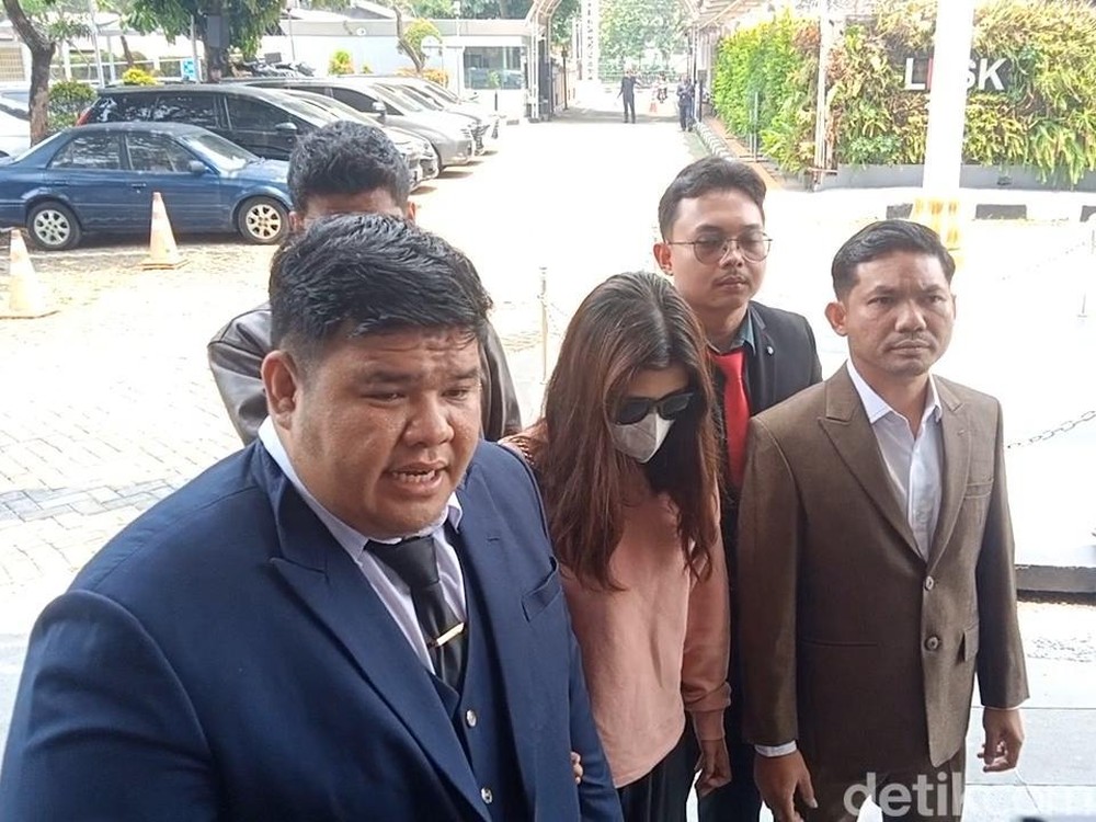 Misteri Kekerasan Seksual Betrand Peto Terkuak