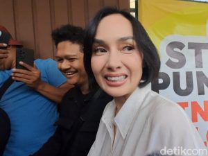 Sara Wijayanto Tutup Mulut di Tengah Badai Rumah Tangga