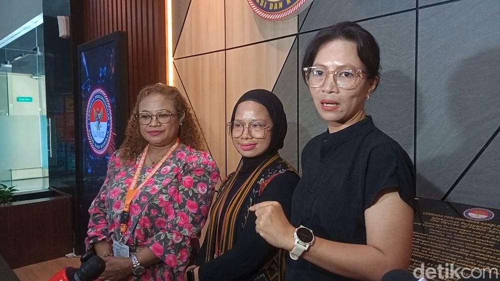 Jebakan Manis Vicky Prasetyo Miliaran Raib