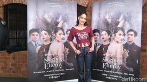 Cinta Laura Ingin Fokus Waktu Bareng Orang Tua