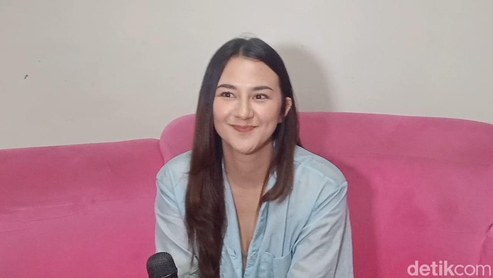Dahlia Poland Ungkap Kedewasaan Anak di Tengah Jadwal Padat