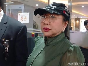 Ibunda Manohara Terjebak di Restoran Putri