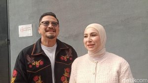 Deswita Bongkar Rahasia Cantik Syifa Hadju Kini